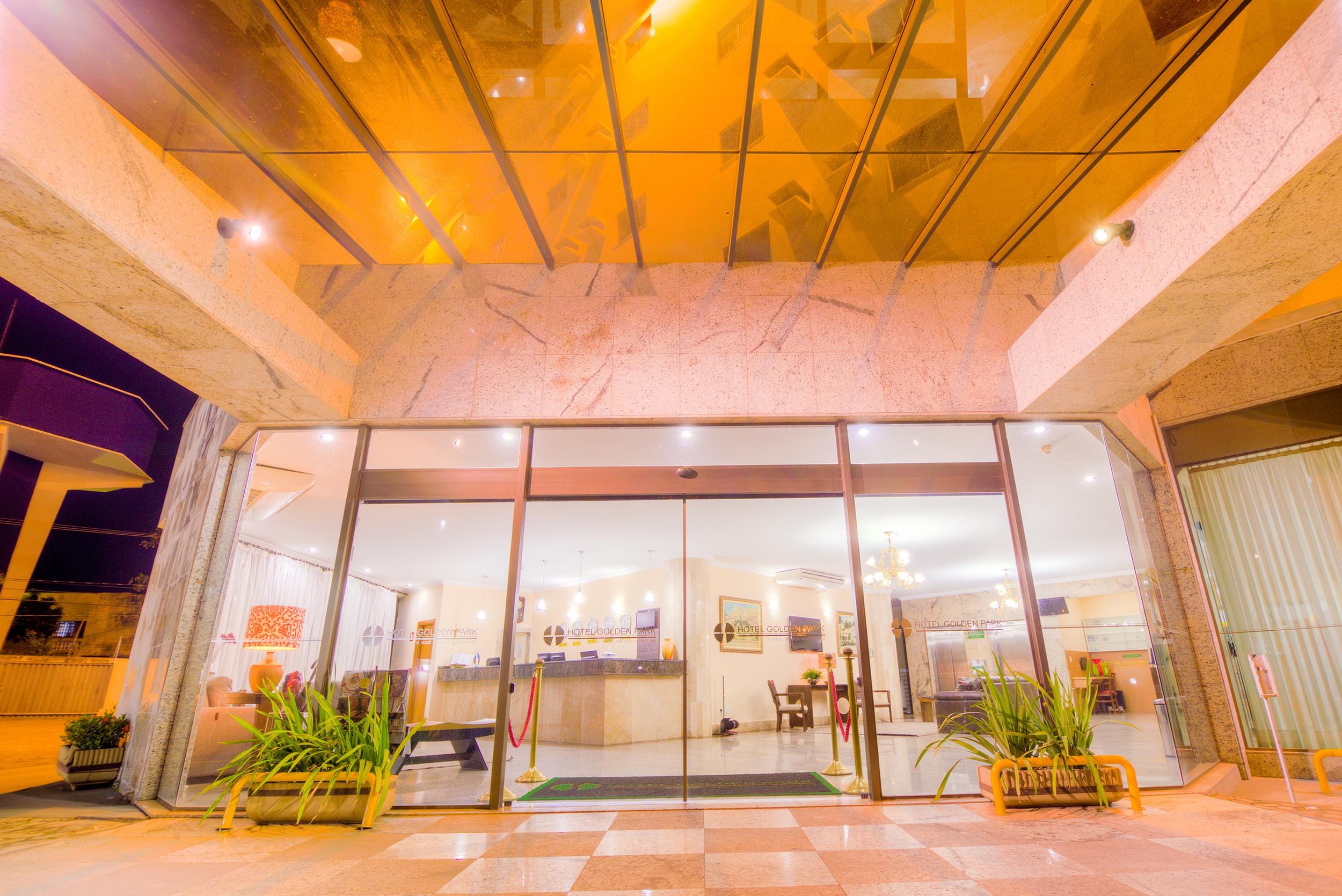 Hotel Golden Park Uberaba By Nacional Inn Exterior photo