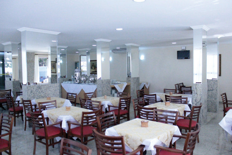 Hotel Golden Park Uberaba By Nacional Inn Exterior photo